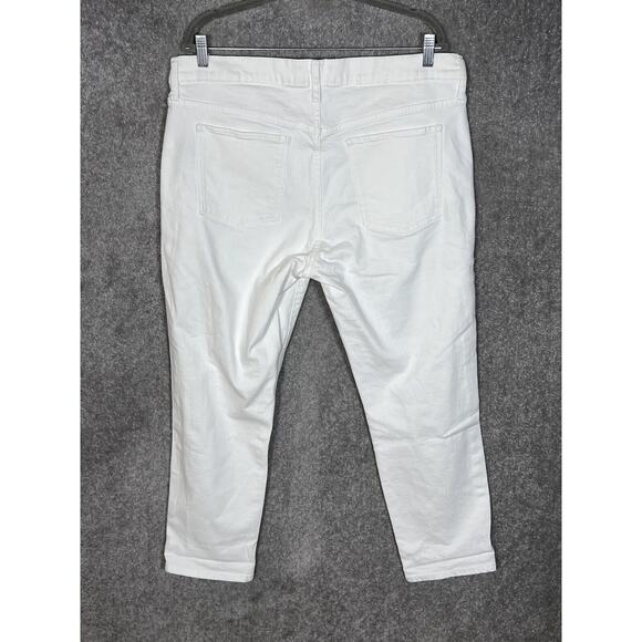 Gap Denim Distressed Girlfriend Jeans Womens Size 16 Optic White Pockets - Picture 2 of 9